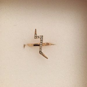 Stella & Dot Lightning Ring